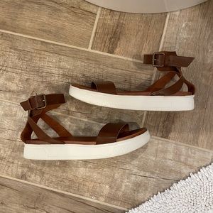Mia cognac platform sandals sz 8